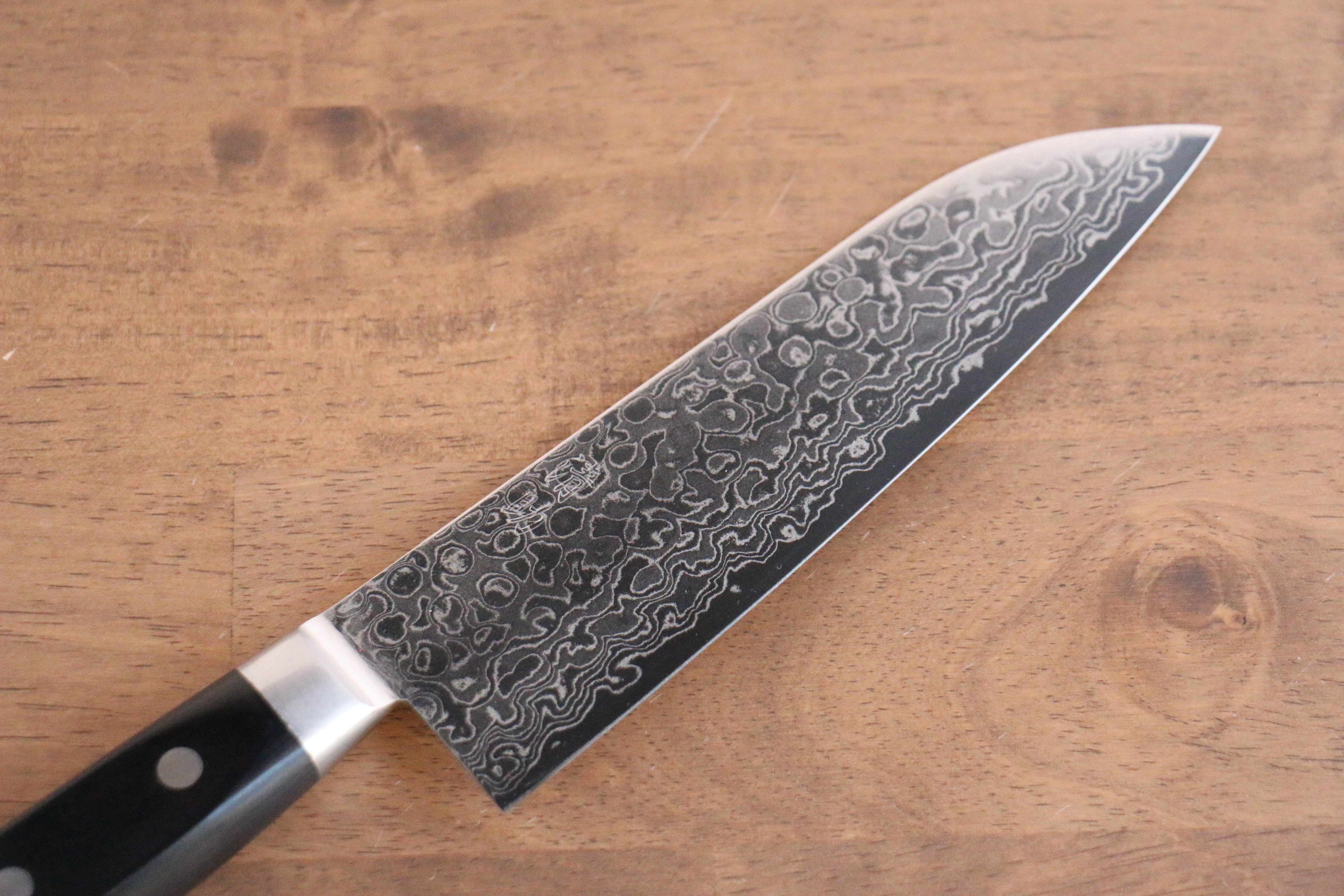 清助 鏡子 AUS10 鏡面處理 大馬士革紋 三德刀  170mm 黑合成木 握把 - 清助刃物