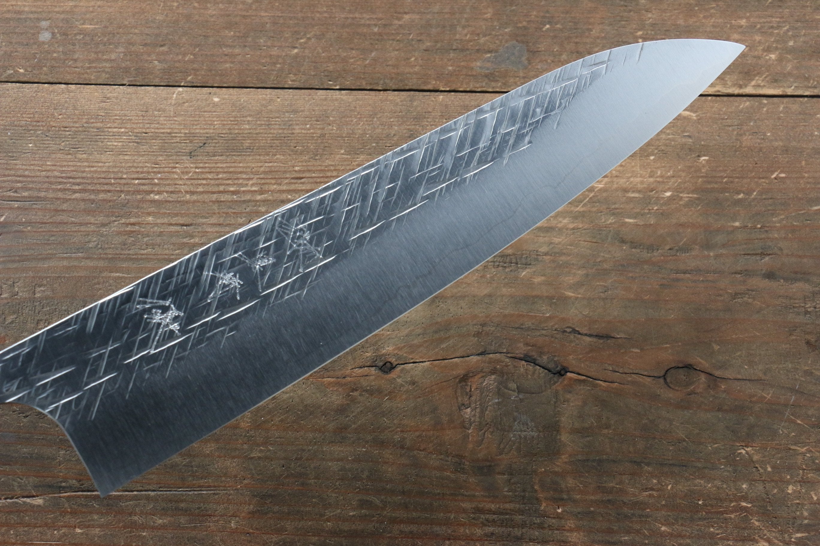 黑崎 優 雷神 特殊鈷合金 鎚目 牛刀  240mm 核桃木 握把 - 清助刃物