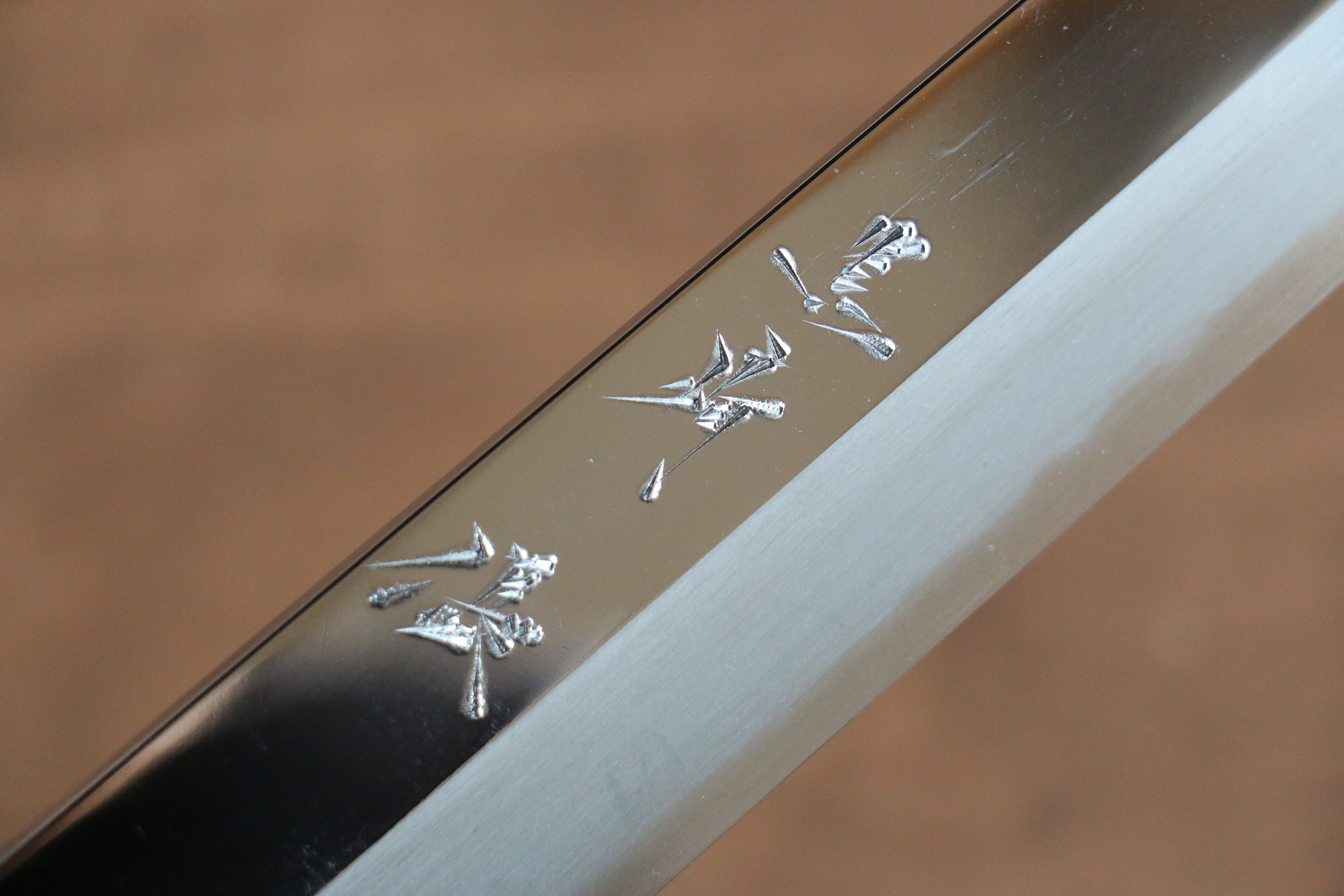 黑崎 優 青鋼二號 鏡面處理 柳刃  270mm 黑檀（兩側帶水牛環型設計） 握把 - 清助刃物