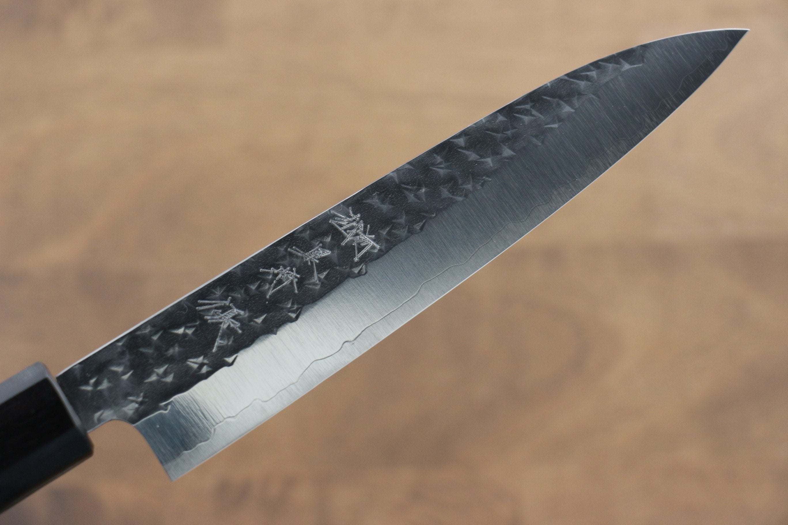 黑崎 優 閃光 SG2 鎚目 多用途小刀  150mm 紫檀木（口輪：黑合成木） 握把 - 清助刃物
