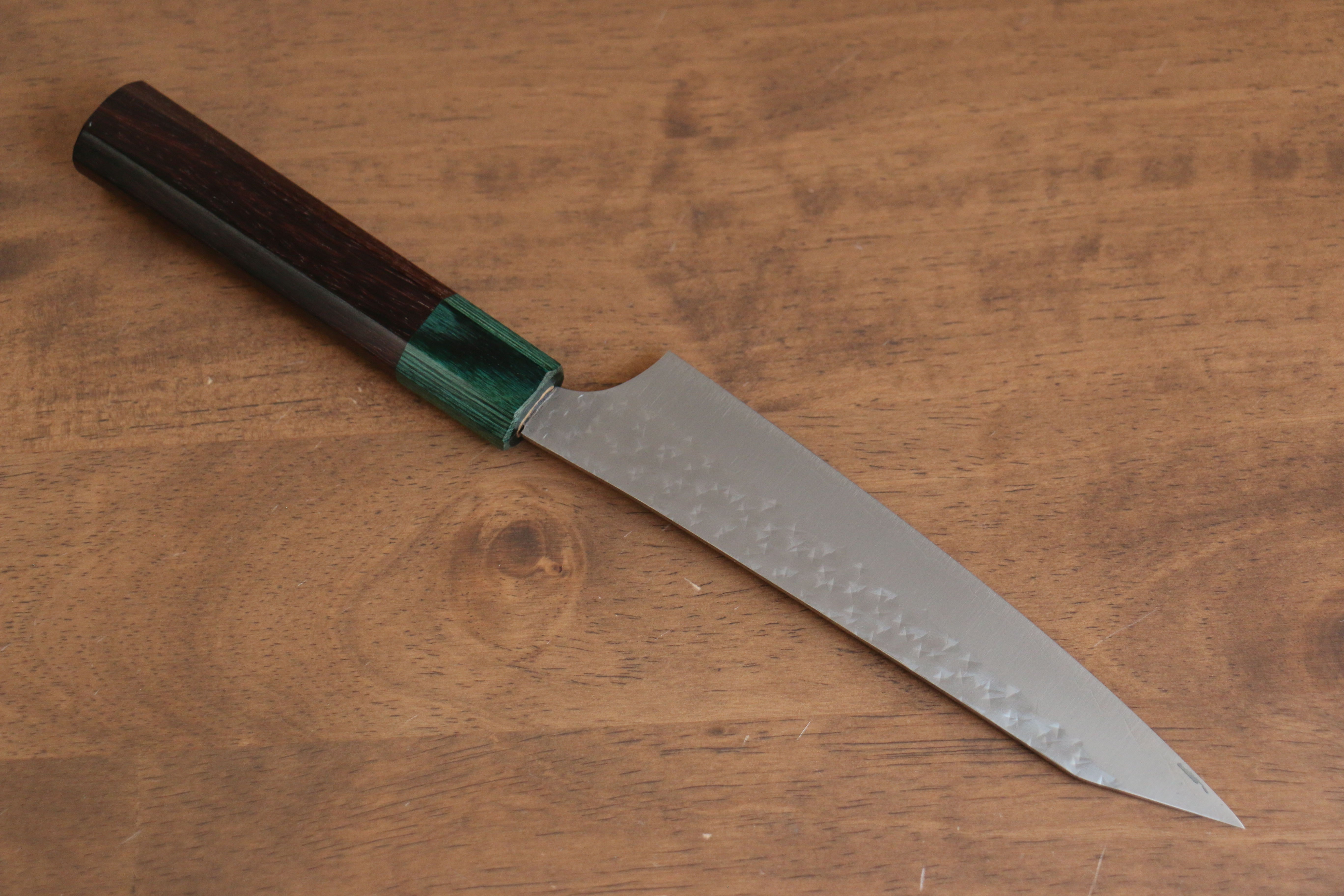 黑崎 優 閃光 銳 SG2 鎚目 多用途小刀  150mm 紫檀木（口輪：綠合成木） 握把 - 清助刃物